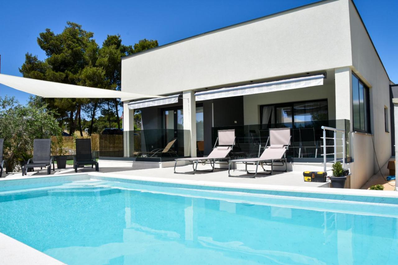 Villa Sportiva Zadar With Private Heated Pool Luaran gambar